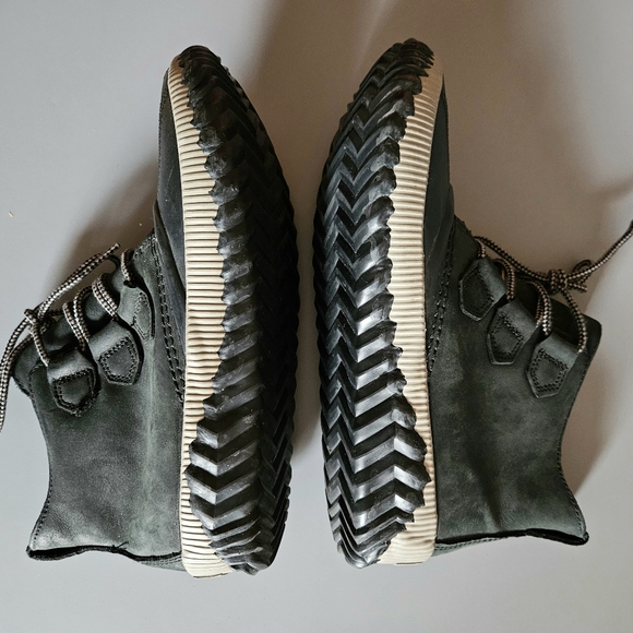 Sorel Women's Duck Boots Size 8 Black Lace-Up Waterproof - Picture 6 of 8